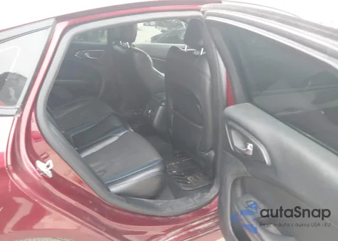 2015 Chrysler 200 S z USA, uszkodzony, nr VIN 1C3CCCBG4FN519021